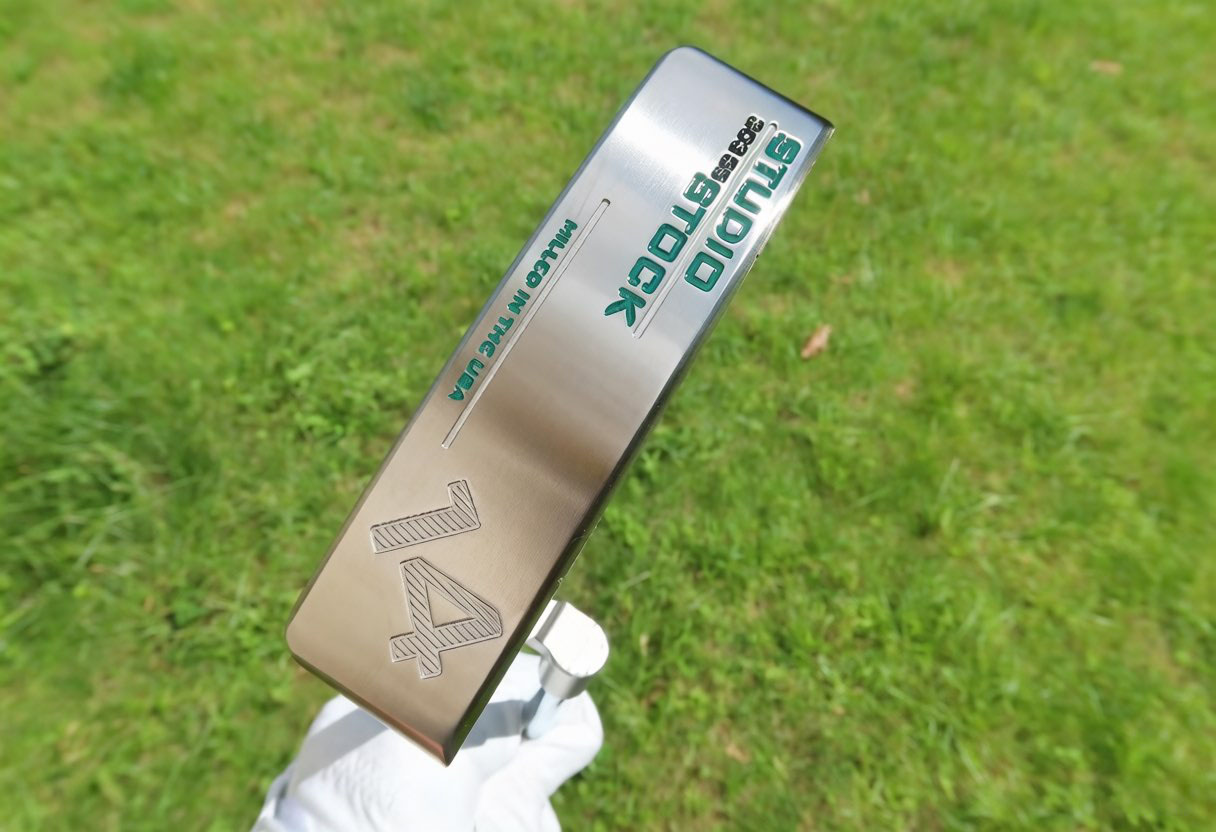 新しいゴルフクラブスタジオストック 14 ゴルフパター 30 - Golf Clubs のレビューと価格